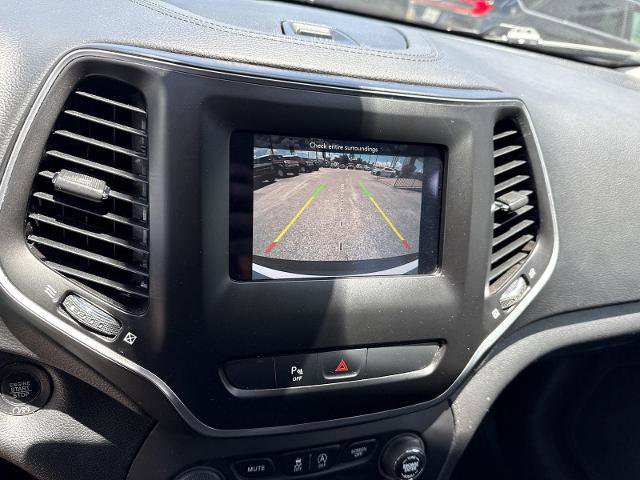 Used 2019 Jeep Cherokee Latitude Plus FWD image 8