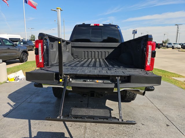 Certified 2025 Ford F250 Lariat w/ Tremor Off-Road Package AWD/4WD image 9