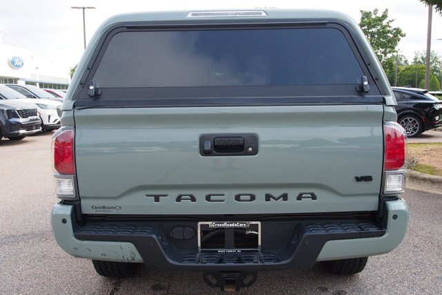 Used 2022 Toyota Tacoma TRD Off-Road w/ Technology Package AWD/4WD image 6