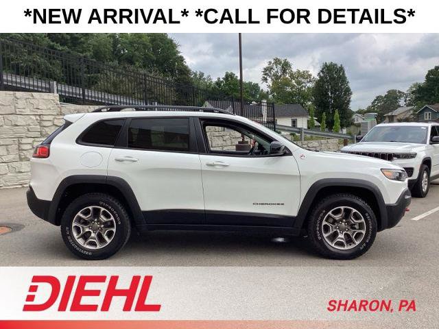 Used 2022 Jeep Cherokee Trailhawk w/ Sun, Sound & Nav Group AWD/4WD image 8