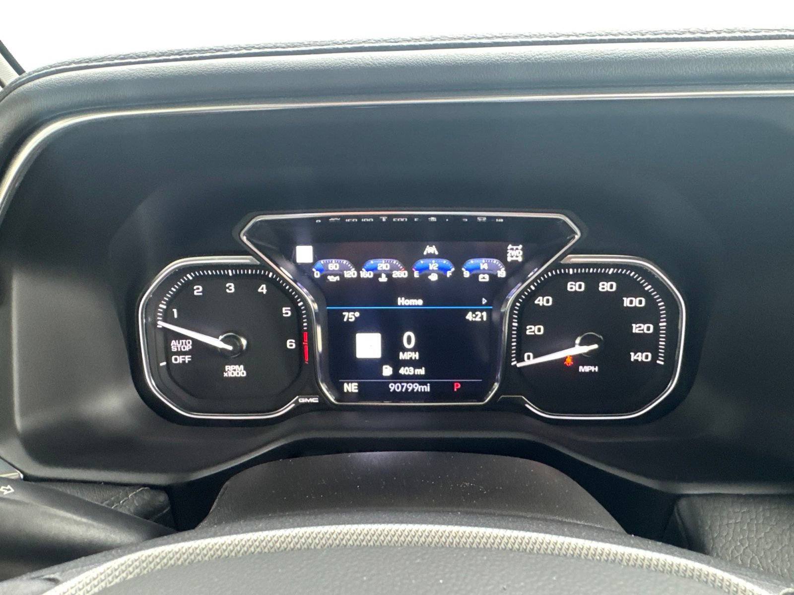 Used 2021 GMC Yukon XL Denali w/ Denali Premium Package AWD/4WD image 37