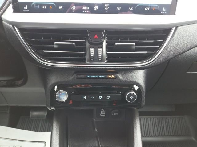 Certified 2025 Ford Escape SE w/ PHEV Premium Package FWD image 32
