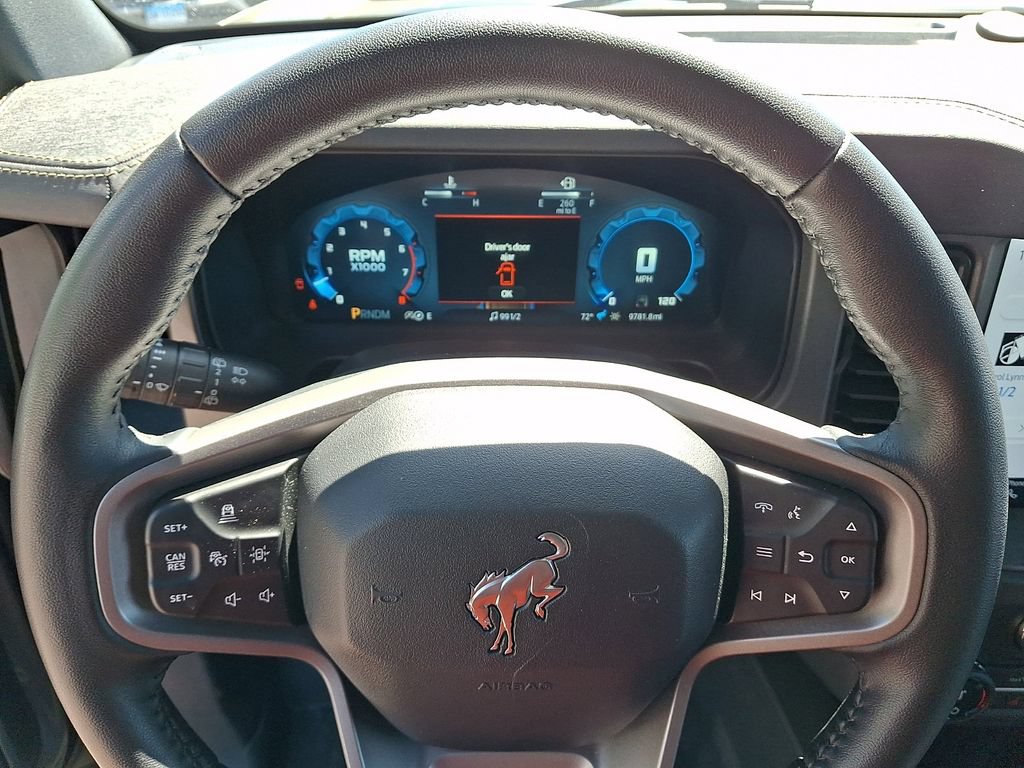 Certified 2025 Ford Bronco Badlands AWD/4WD image 17