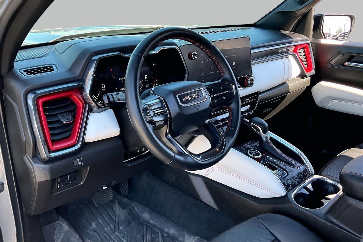 Used 2023 GMC Canyon AT4X AWD/4WD image 18