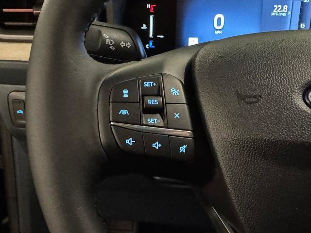 Certified 2025 Ford Maverick Lariat w/ 4K Tow Package image 14