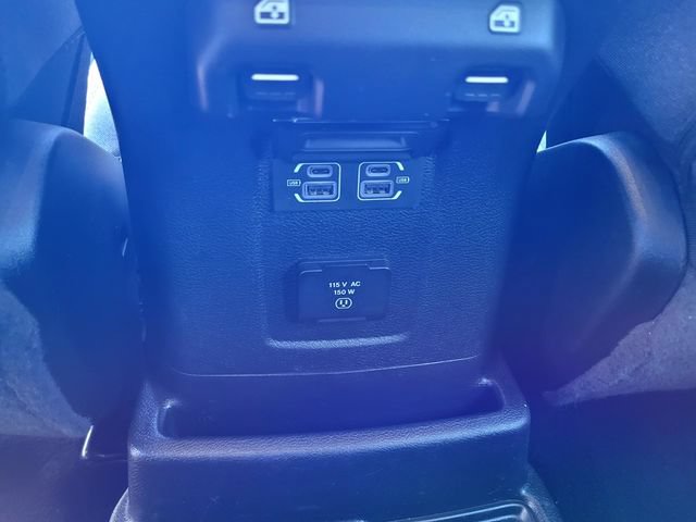 Used 2024 Jeep Wrangler Unlimited Sahara AWD/4WD image 13