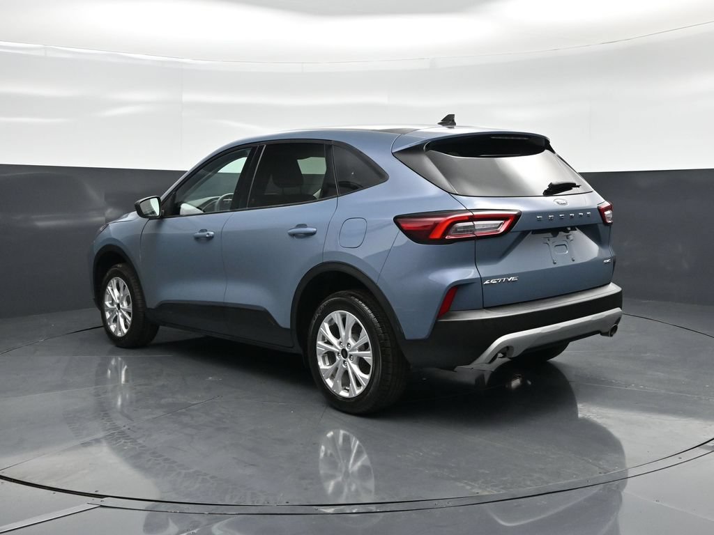 Certified 2025 Ford Escape Active AWD/4WD image 7