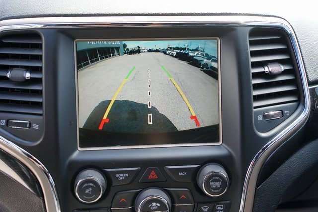 Used 2016 Jeep Grand Cherokee Laredo 75th Anniversary image 12