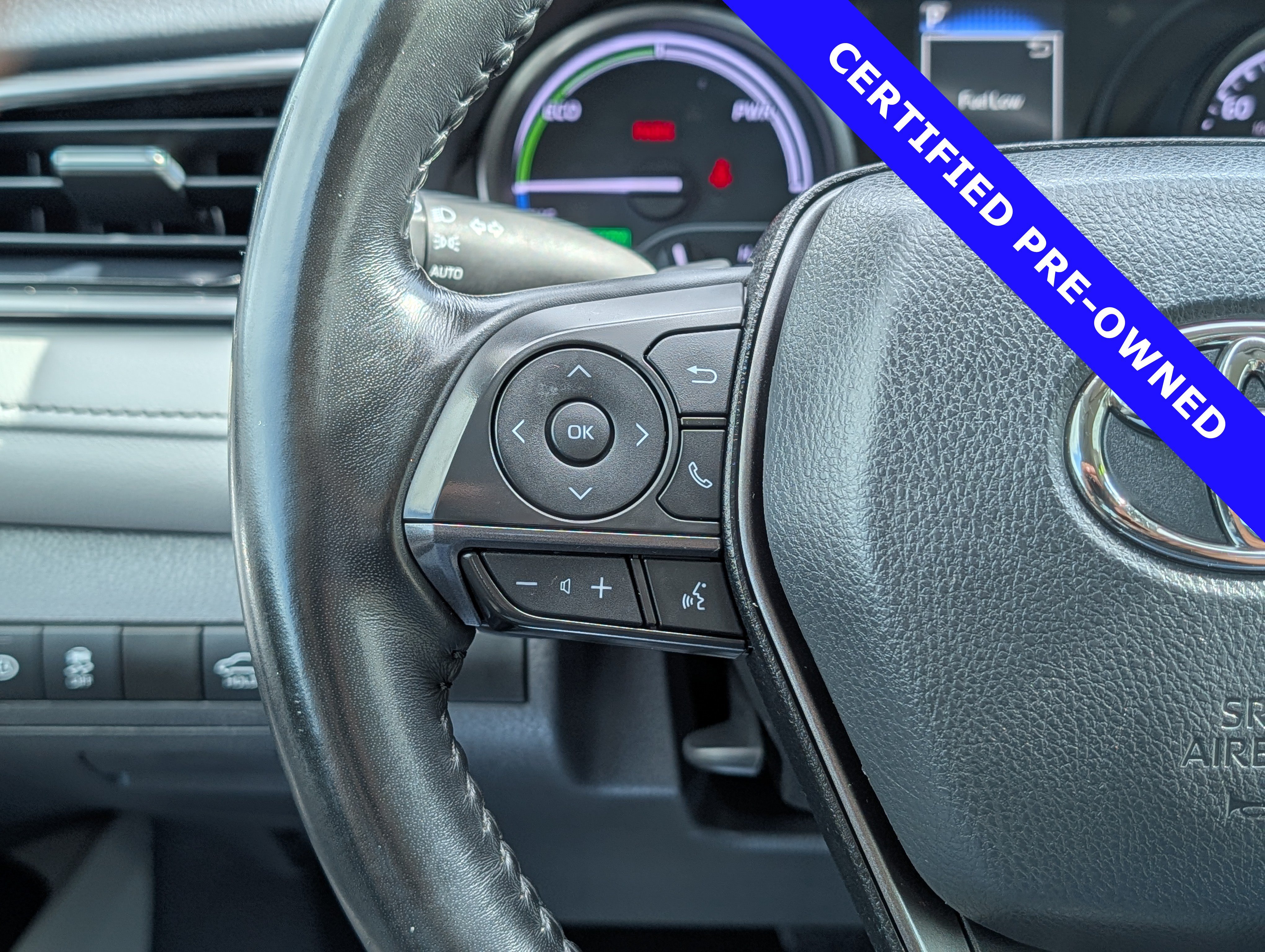 Used 2022 Toyota Camry SE FWD image 23