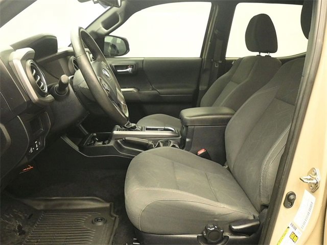 Used 2019 Toyota Tacoma TRD Off-Road image 11