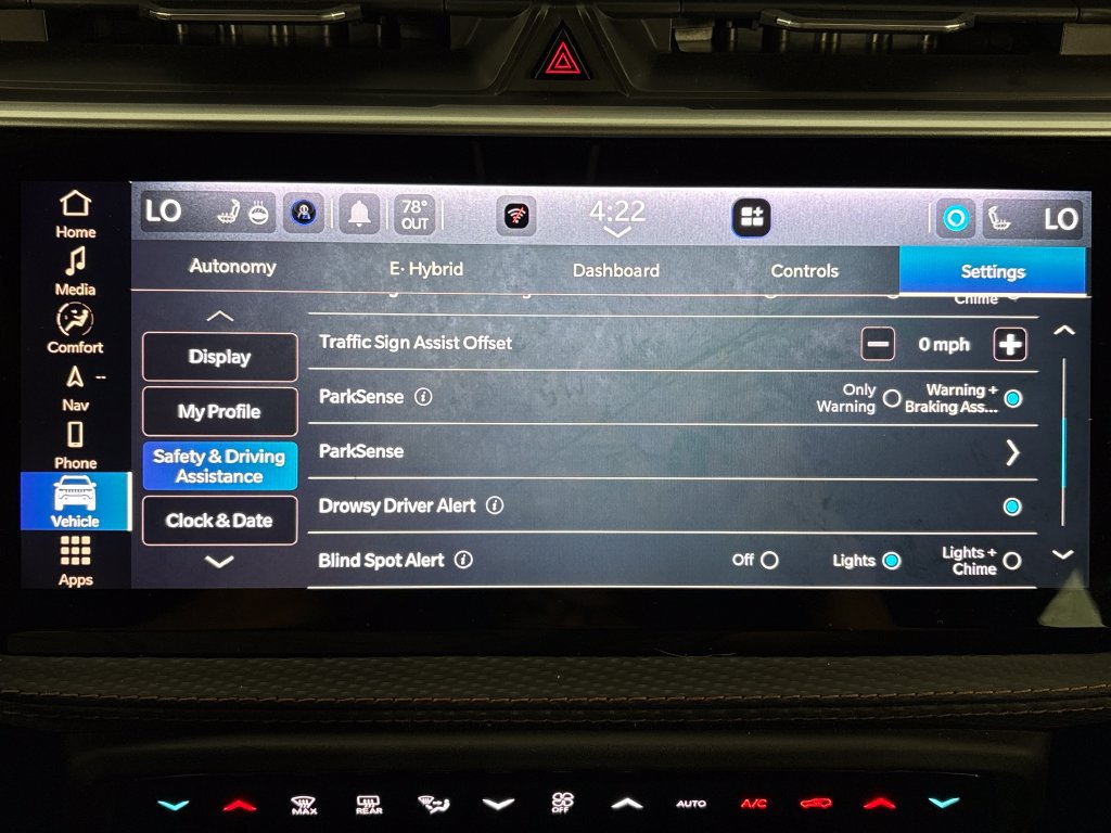 Used 2026 Jeep Cherokee Limited AWD/4WD image 34