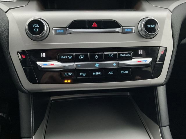 Certified 2021 Ford Explorer XLT image 19