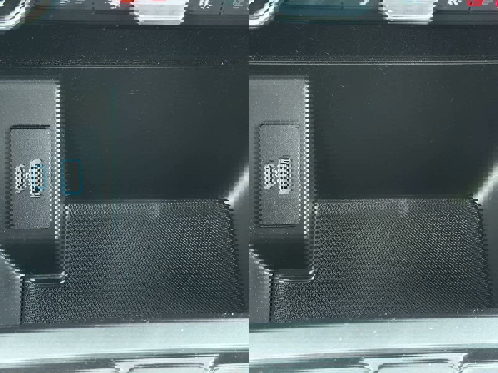 Certified 2021 Ford F150 XLT w/ Equipment Group 302A High image 32