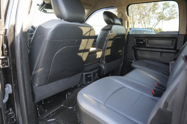 Used 2020 RAM 5500 Tradesman w/ Safety Group image 13