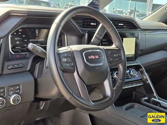 Used 2024 GMC Sierra 2500 AT4 w/ AT4 Premium Plus Package AWD/4WD image 19