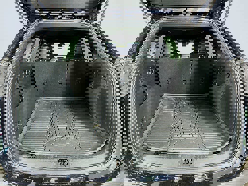 Certified 2019 Ford Edge ST w/ Convenience Package image 24