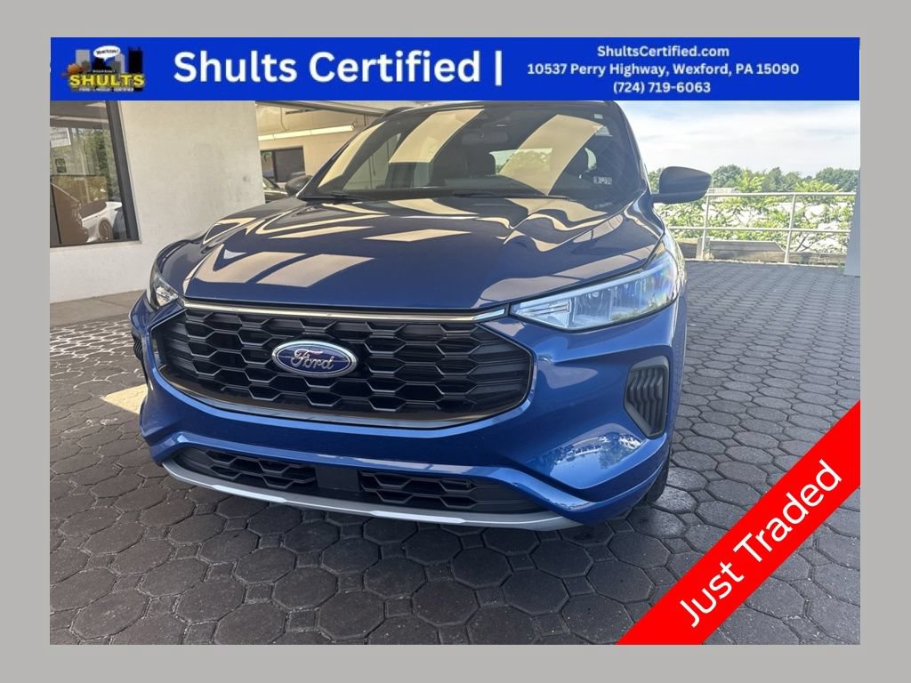 Certified 2023 Ford Escape ST-Line w/ Tech Pack #1 AWD/4WD image 1