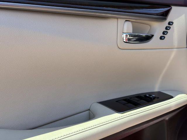 Used 2018 Lexus ES 350 w/ Navigation System Package FWD image 23