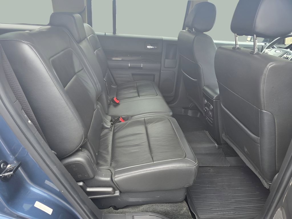 Certified 2019 Ford Flex SEL w/ Equipment Group 202A AWD/4WD image 16