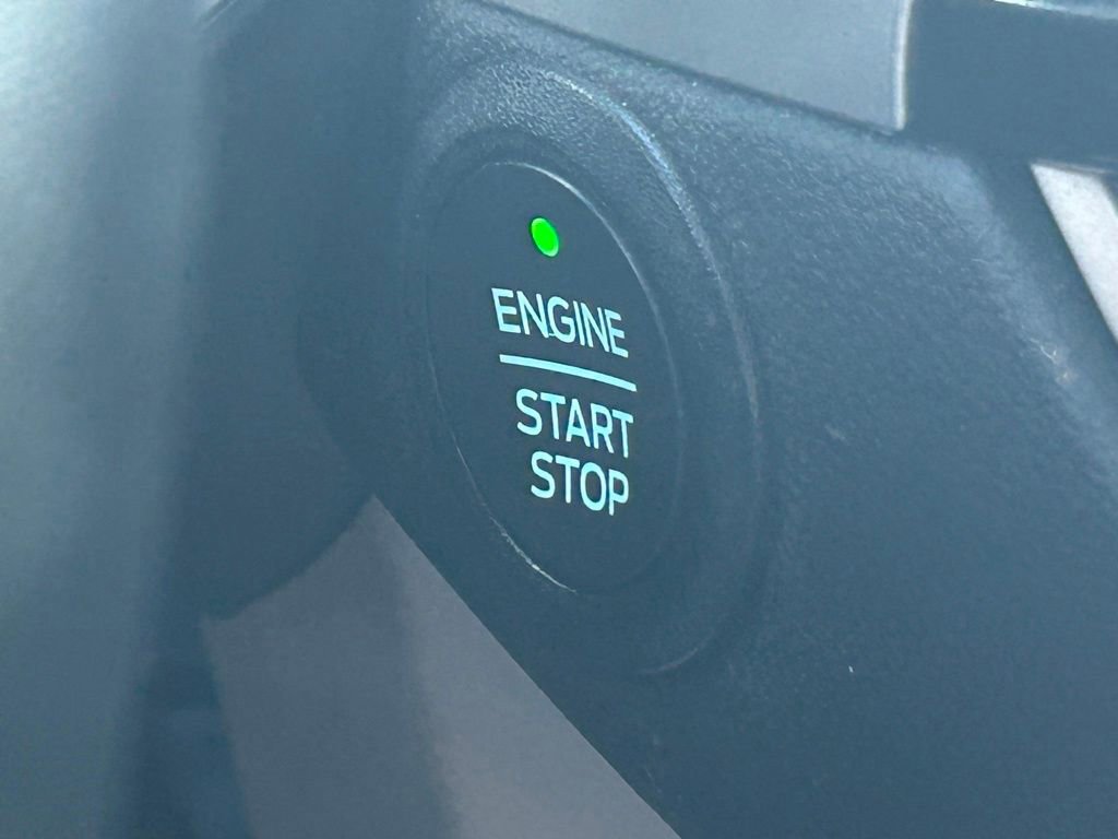 Certified 2022 Ford Escape SEL FWD image 44