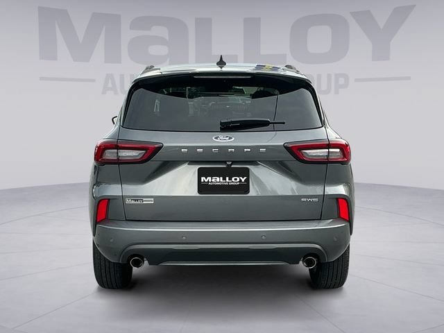 Certified 2023 Ford Escape ST-Line w/ Tech Pack #1 AWD/4WD image 4