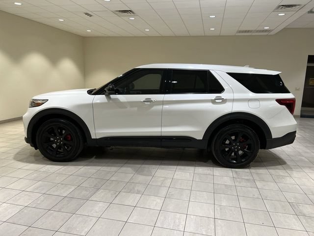 Certified 2022 Ford Explorer ST w/ Equipment Group 401A AWD/4WD image 2