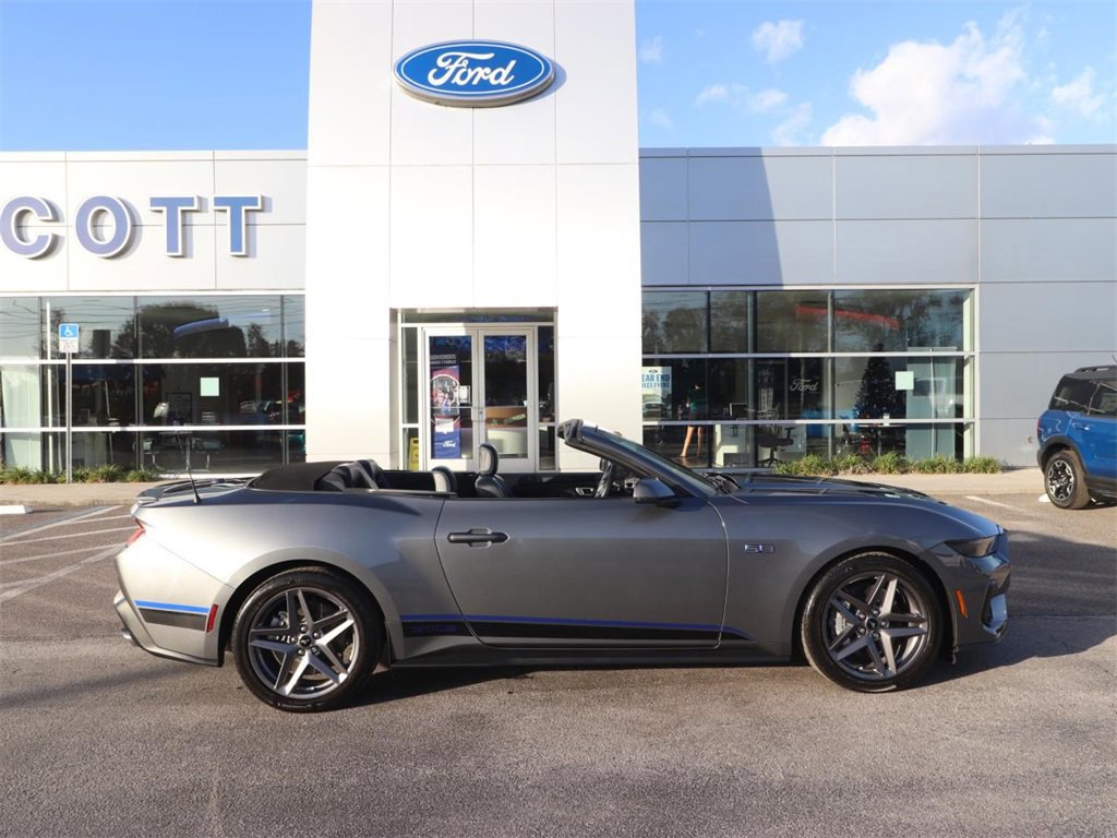 Certified 2025 Ford Mustang GT Premium image 11