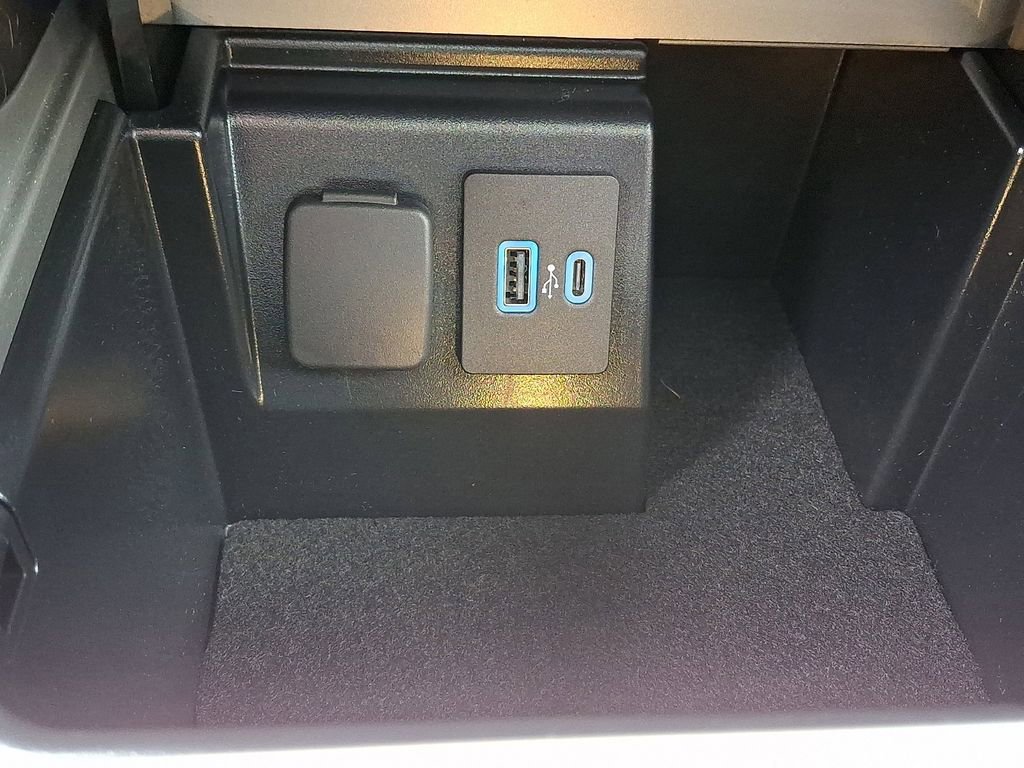 Certified 2023 Ford Explorer ST w/ Equipment Group 401A image 27