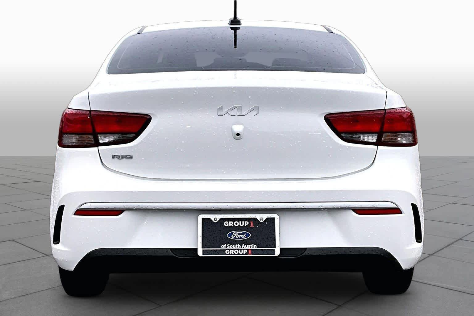 Used 2023 Kia Rio LX FWD image 2