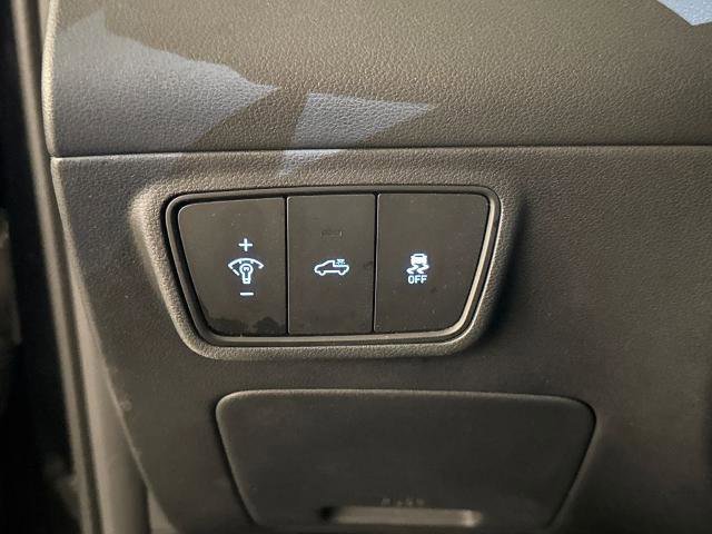 Used 2024 Hyundai Santa Cruz Night image 21