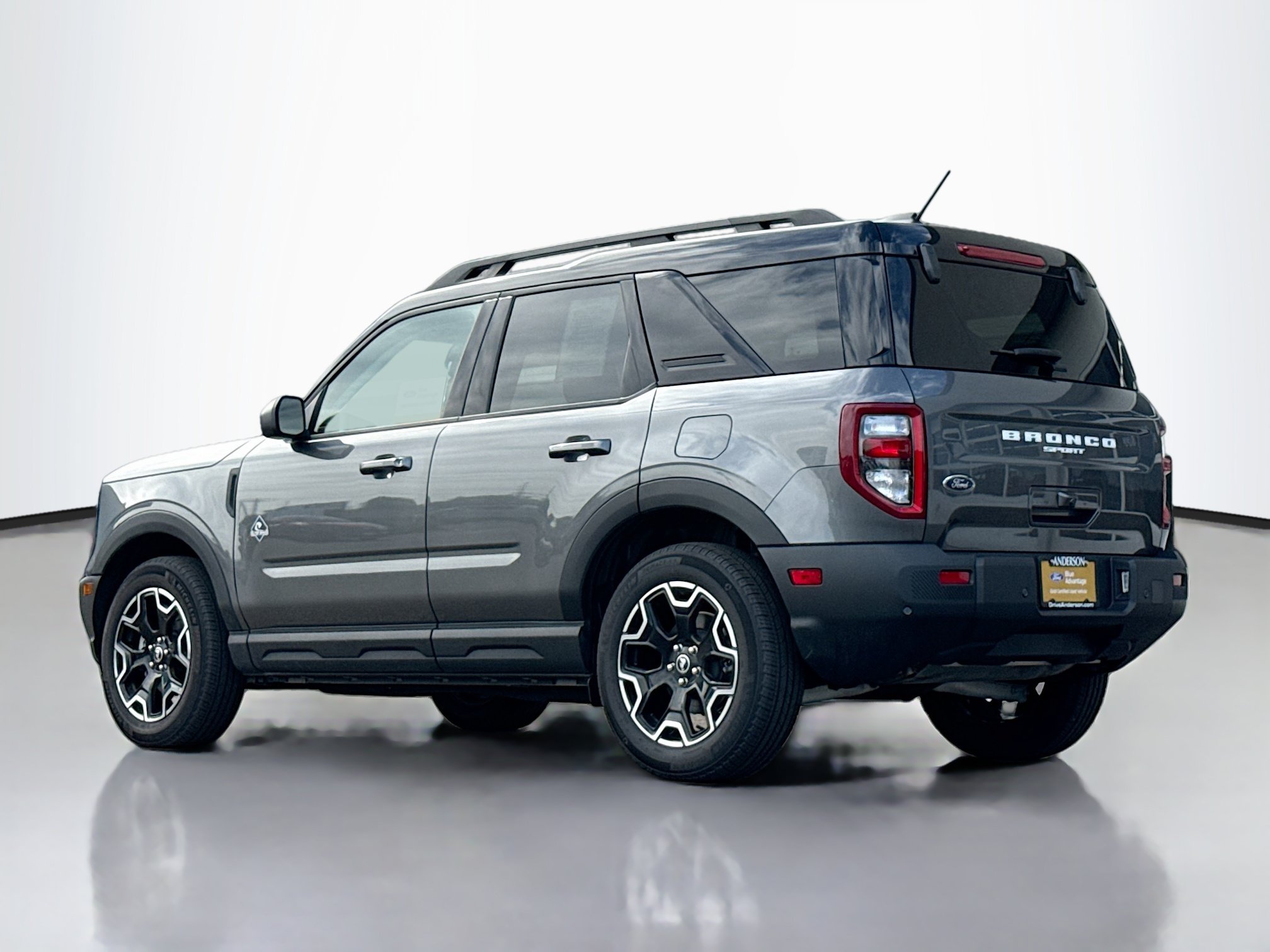 Certified 2025 Ford Bronco Sport Outer Banks AWD/4WD image 13