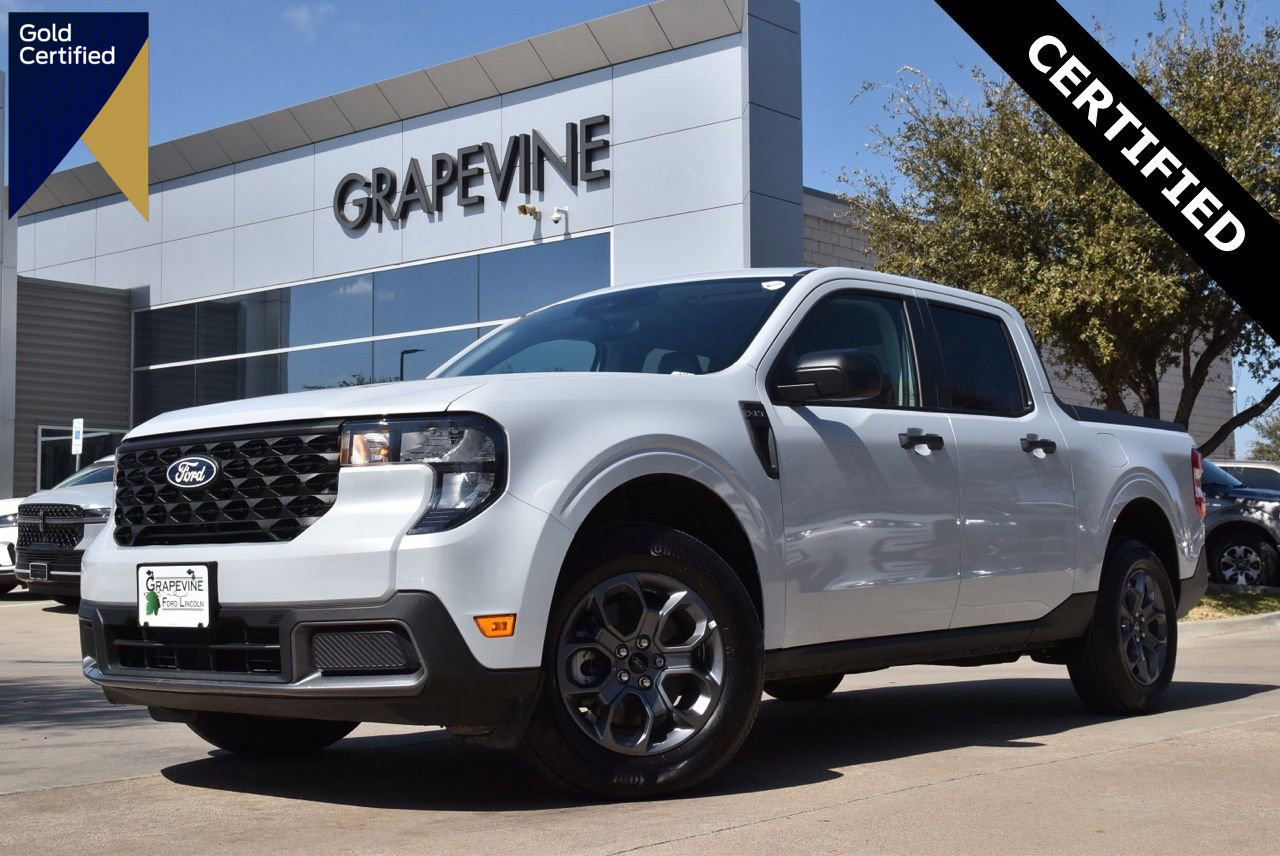 Certified 2025 Ford Maverick XLT image 1