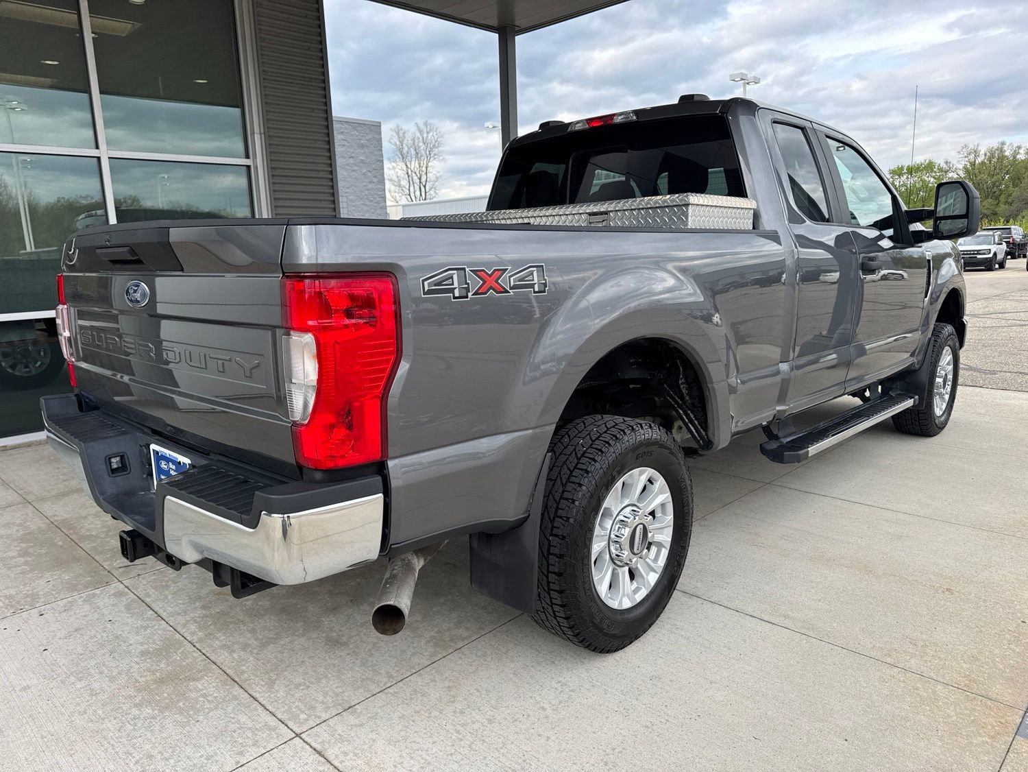Certified 2021 Ford F350 XL w/ STX Appearance Package AWD/4WD image 8