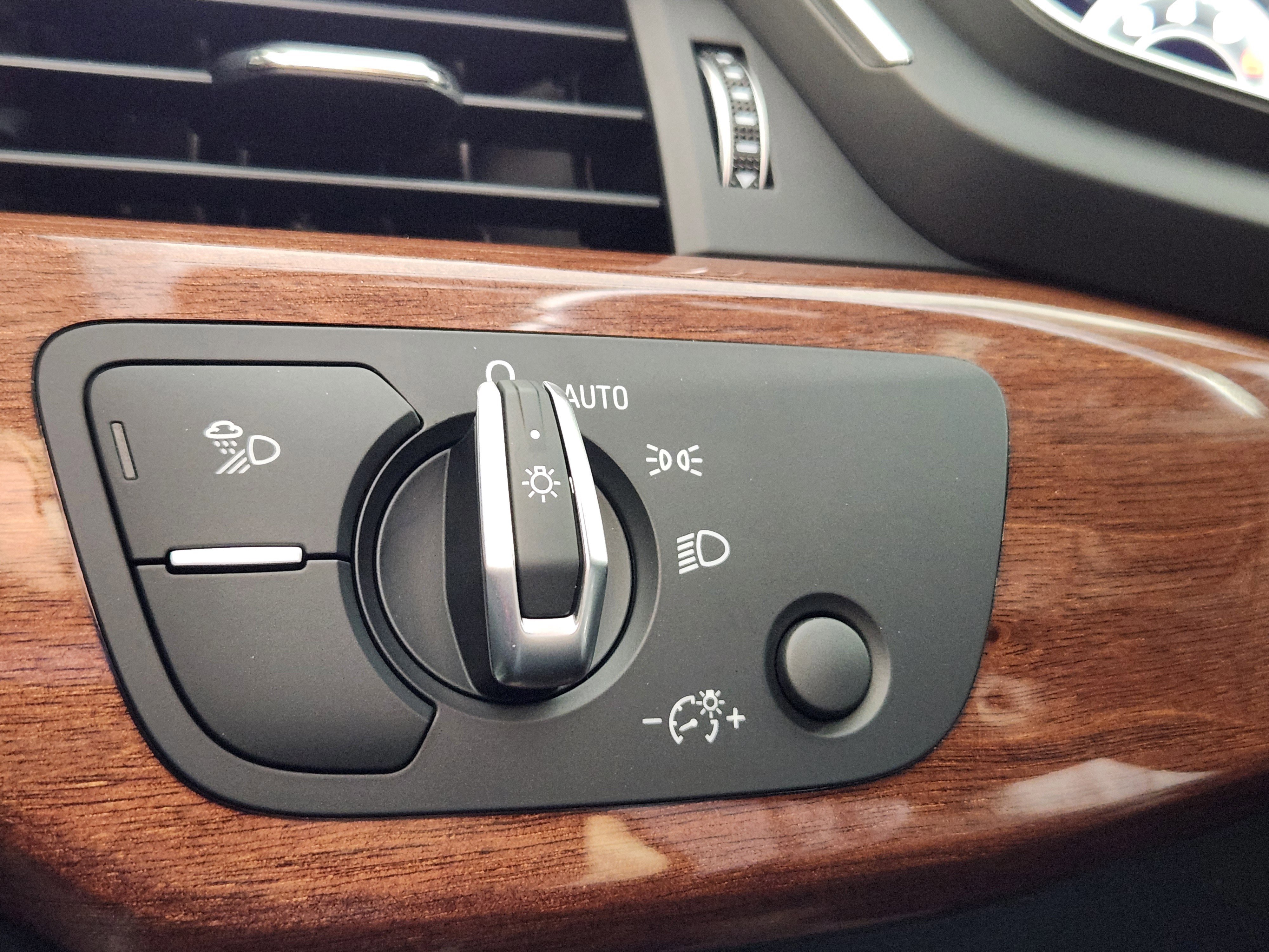 Used 2022 Audi A5 2.0T Premium Plus w/ Premium Plus image 27