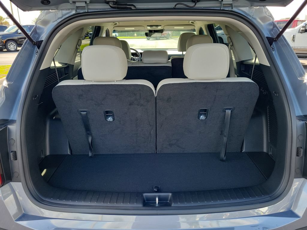 Used 2025 Kia Sorento S FWD image 6