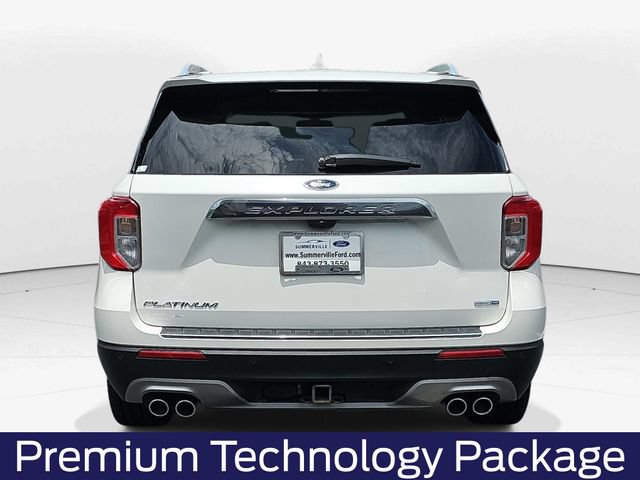 Certified 2020 Ford Explorer Platinum w/ Premium Technology Package AWD/4WD image 5