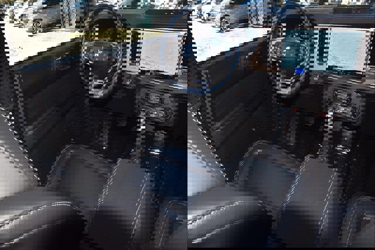 Certified 2025 Ford Bronco Outer Banks image 18