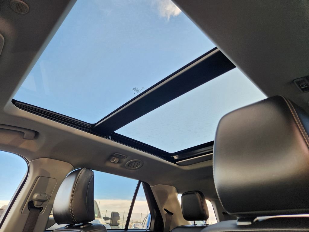 Certified 2023 Ford Explorer XLT w/ Equipment Group 202A image 34