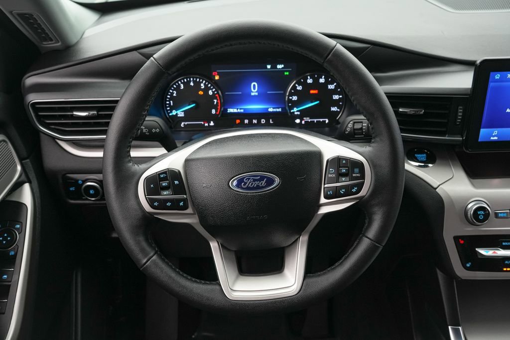 Certified 2024 Ford Explorer XLT w/ Equipment Group 202A AWD/4WD image 14