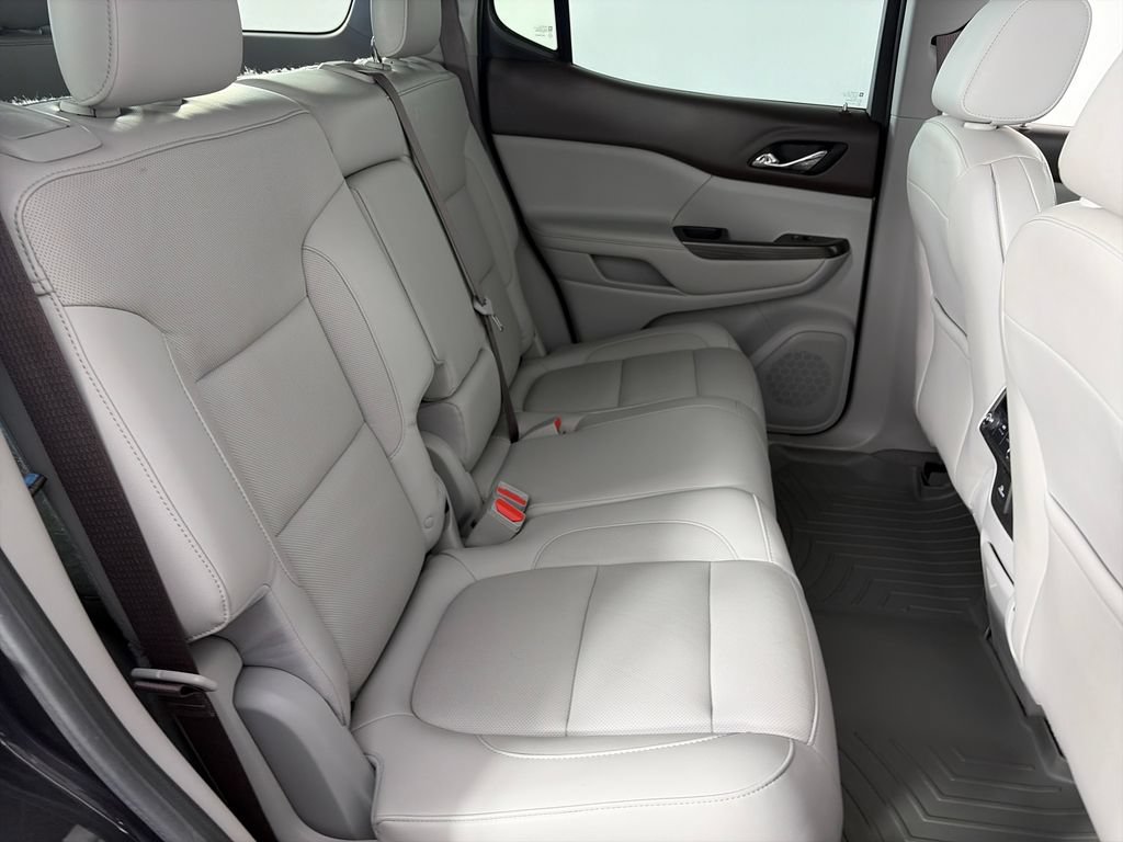 Used 2017 GMC Acadia SLT AWD/4WD image 28