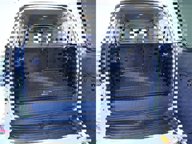 Used 2021 Lexus GX 460 Premium w/ Premium Package image 10