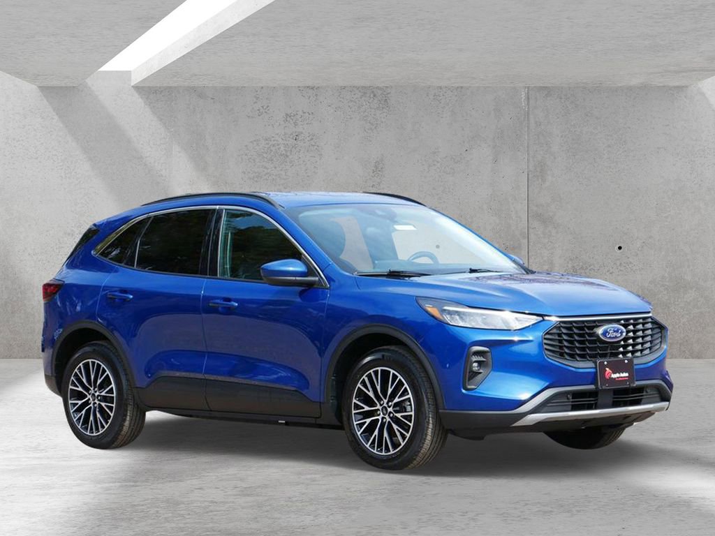 Certified 2023 Ford Escape SE FWD image 1