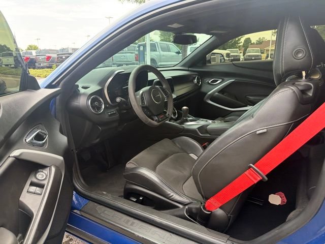 Used 2021 Chevrolet Camaro SS RWD image 14