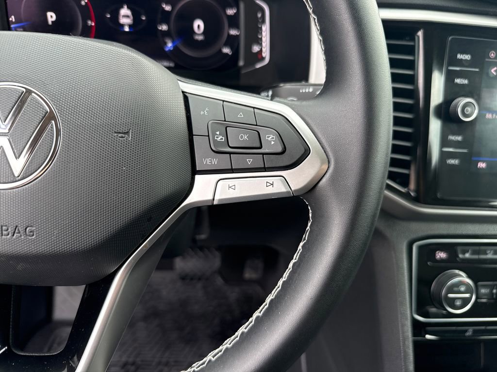 Used 2023 Volkswagen Atlas SE w/ Panoramic Sunroof Package image 17