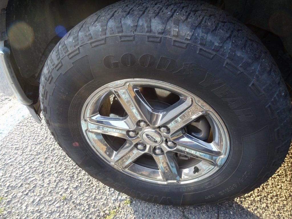 Certified 2025 Ford F150 XLT w/ Equipment Group 301A Standard image 18