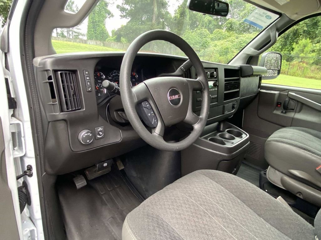 Used 2025 GMC Savana 2500 w/ Driver Convenience Package RWD image 23