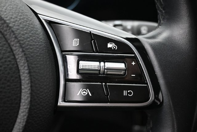 Used 2024 Kia Seltos S FWD image 16