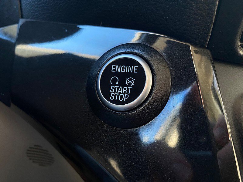 Certified 2019 Ford Escape Titanium AWD/4WD image 53