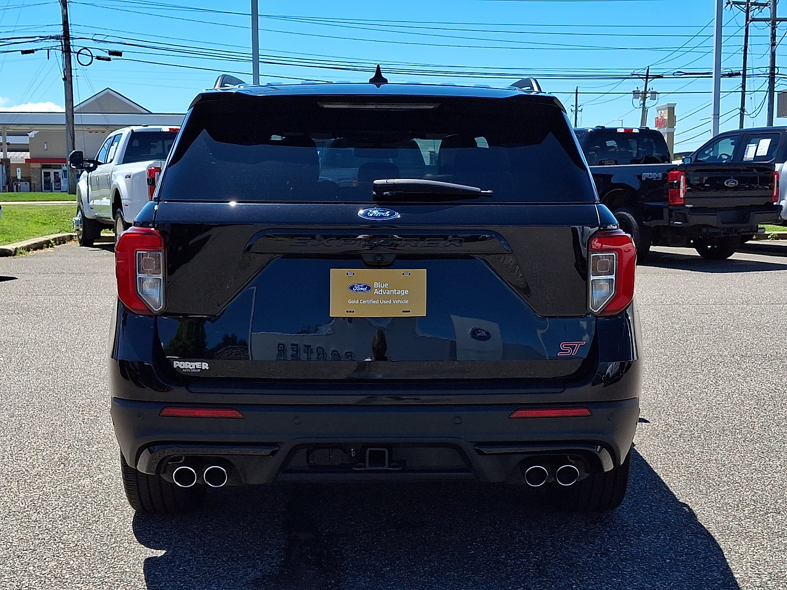 Certified 2022 Ford Explorer ST w/ Equipment Group 401A AWD/4WD image 9