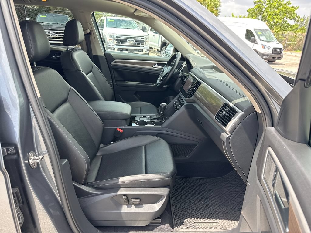 Used 2019 Volkswagen Atlas SEL R-Line FWD image 26
